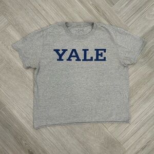Yale University Cropped Grey T-Shirt Medium